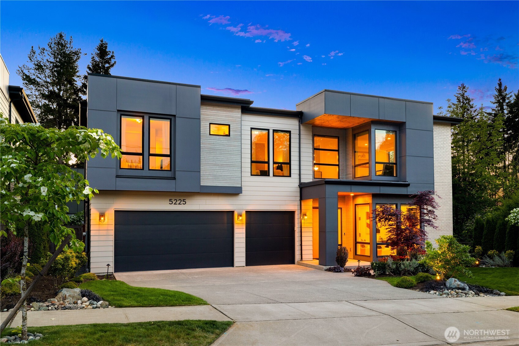 5225 114th Ave NE Kirkland WA 98033