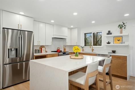 145 Mount Pilchuck Avenue SW Issaquah WA 98027