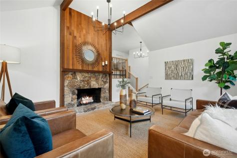 145 Mount Pilchuck Avenue SW Issaquah WA 98027