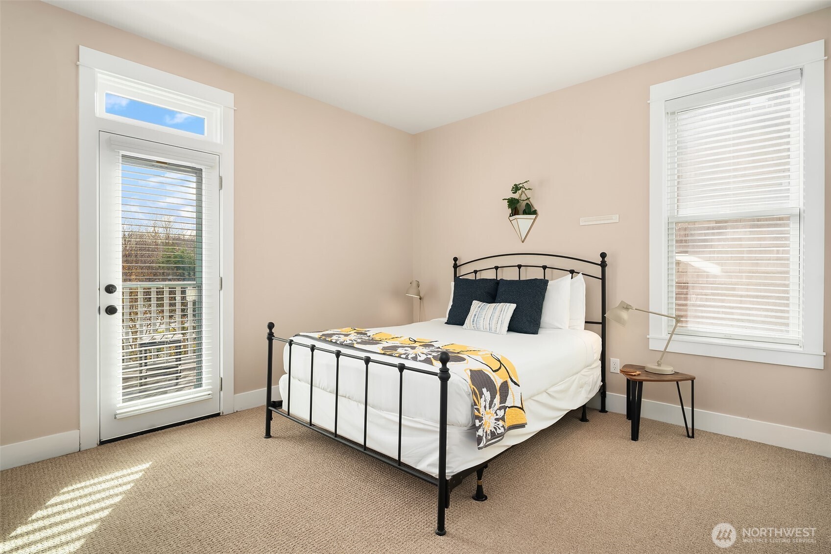24 Float Lane Pacific Beach WA 98571