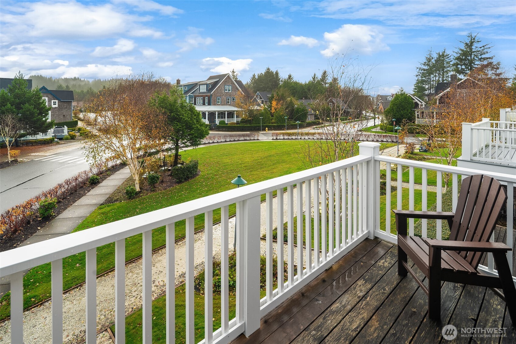 24 Float Lane Pacific Beach WA 98571