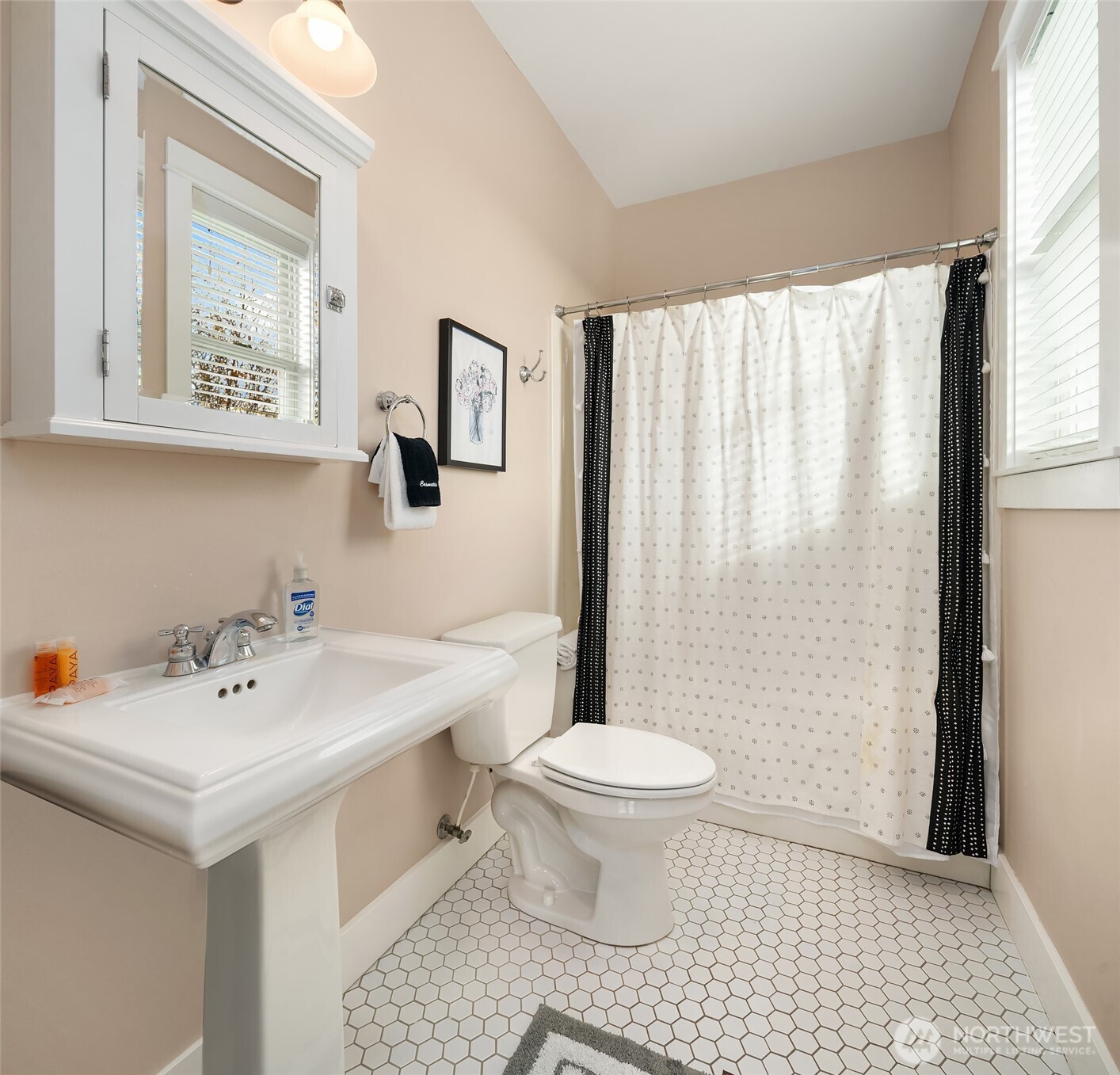 24 Float Lane Pacific Beach WA 98571