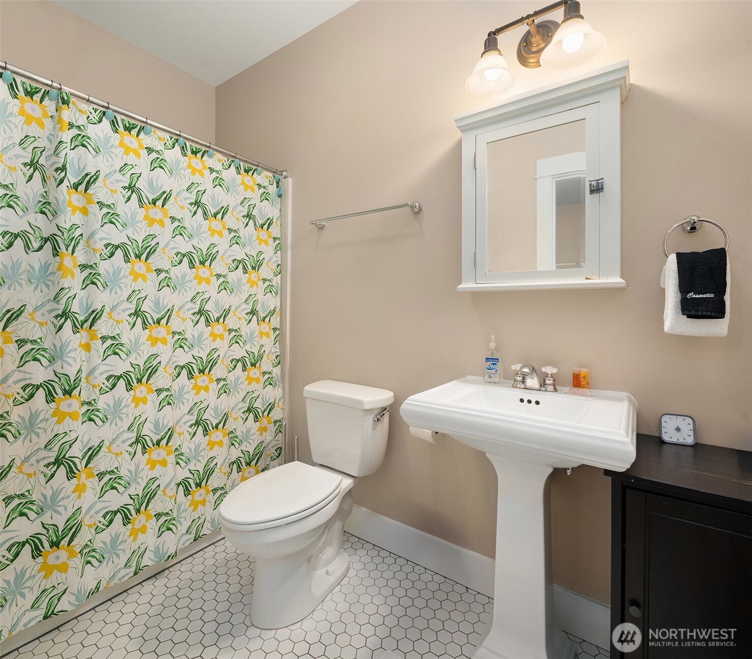 24 Float Lane Pacific Beach WA 98571