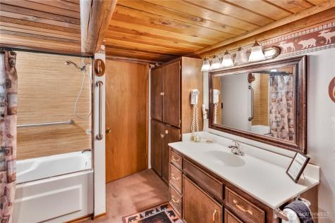 2263 Pine Tree Road Leavenworth WA 98826