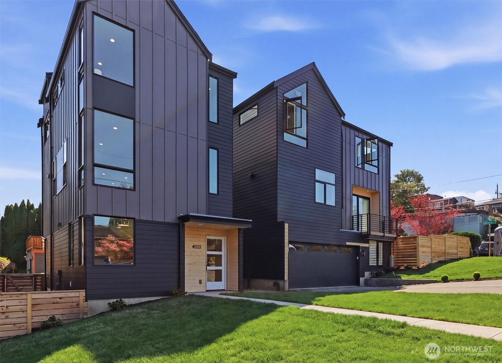 4233 S Bradford Street Seattle WA 98118