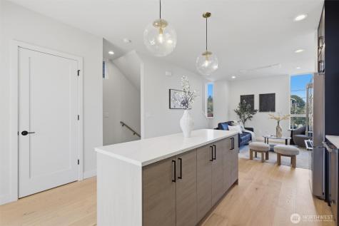 4233 S Bradford Street Seattle WA 98118