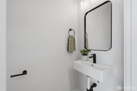 4233 S Bradford Street Seattle WA 98118