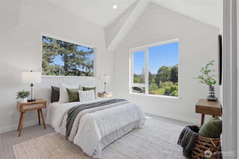 4233 S Bradford Street Seattle WA 98118