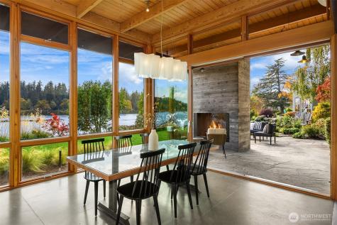 10403 NE Seaborn Road Bainbridge Island WA 98110