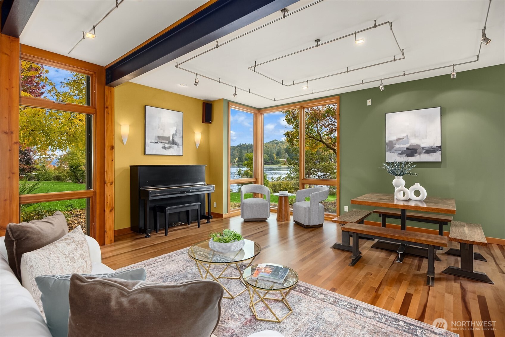 10403 NE Seaborn Road Bainbridge Island WA 98110