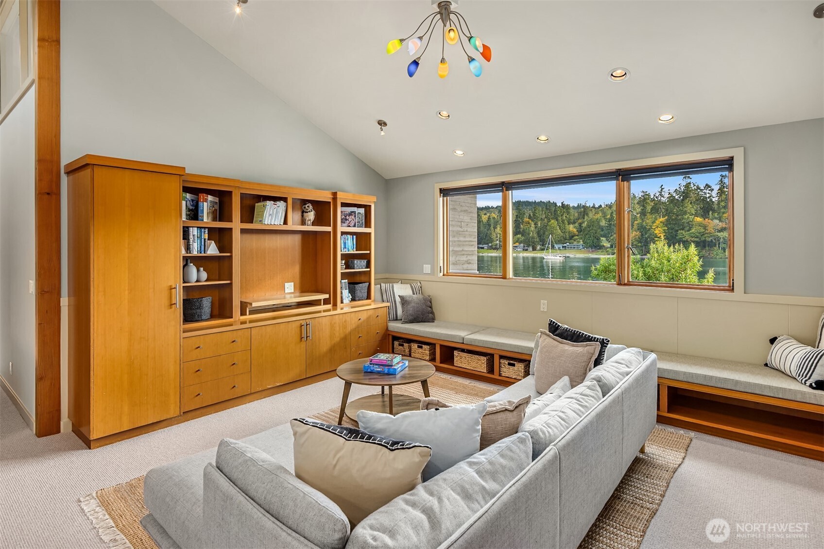 10403 NE Seaborn Road Bainbridge Island WA 98110