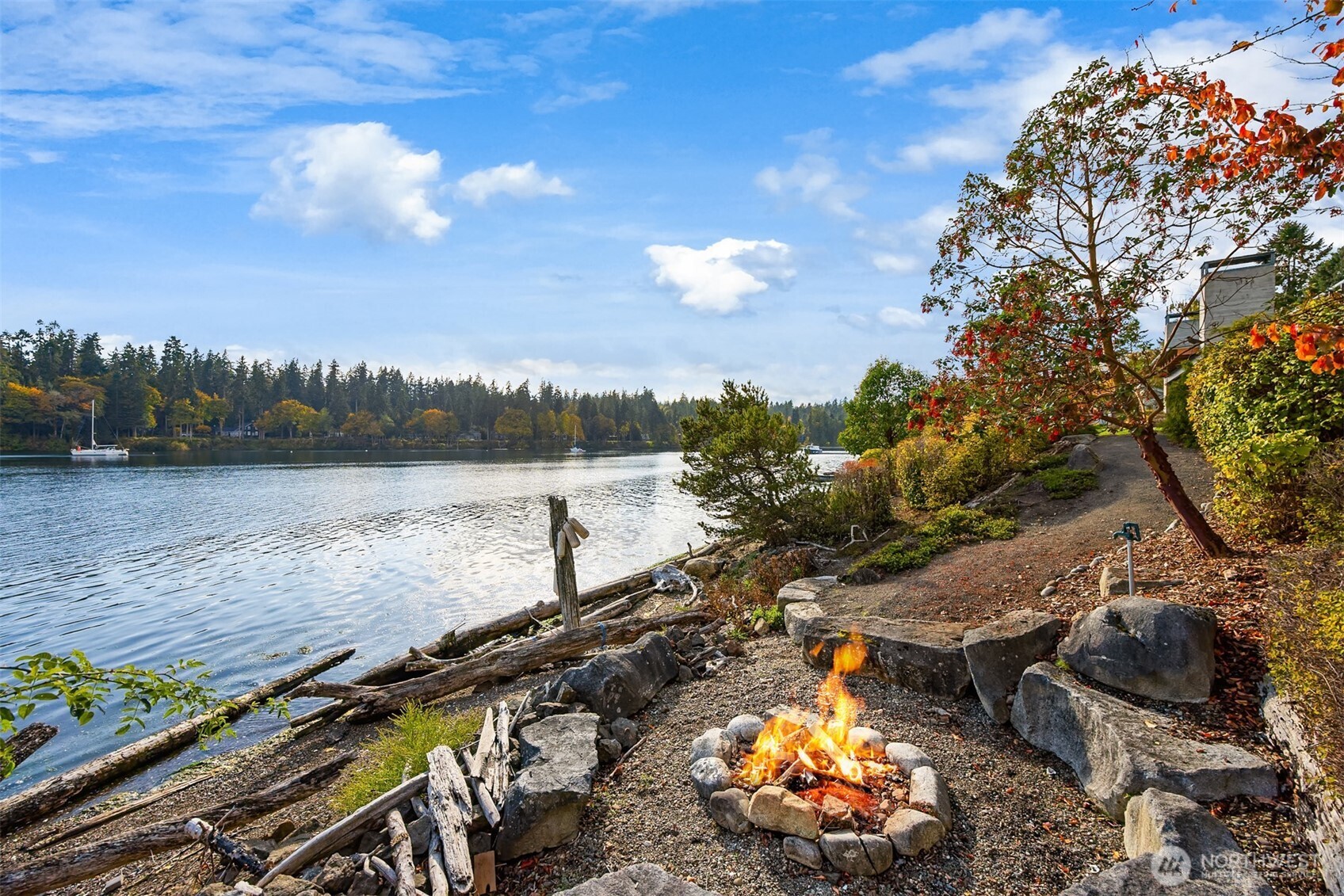 10403 NE Seaborn Road Bainbridge Island WA 98110