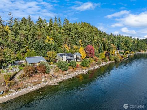 10403 Seaborn Bainbridge Island WA 98110