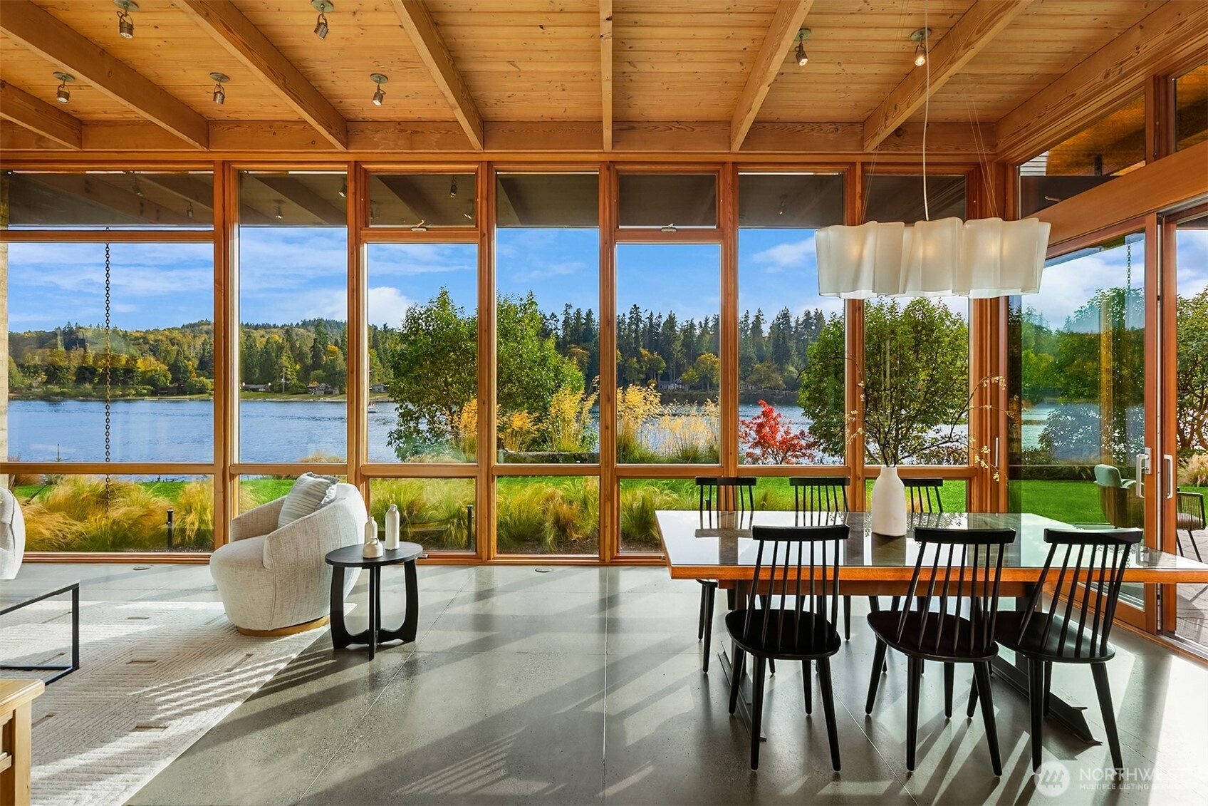 10403 NE Seaborn Road Bainbridge Island WA 98110