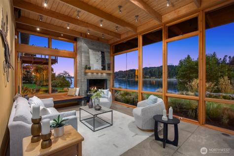 10403 NE Seaborn Road Bainbridge Island WA 98110