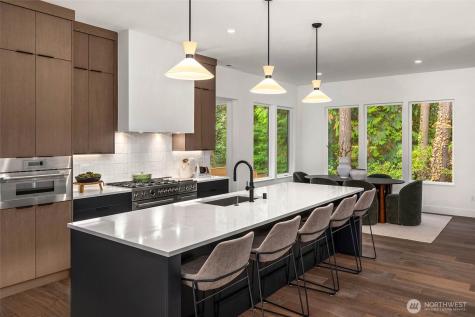 10620 NE 28th Place Bellevue WA 98004