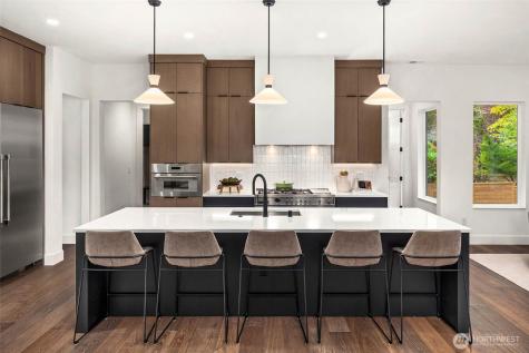 10620 NE 28th Place Bellevue WA 98004