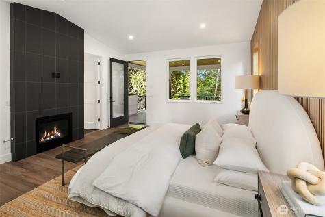 10620 NE 28th Place Bellevue WA 98004