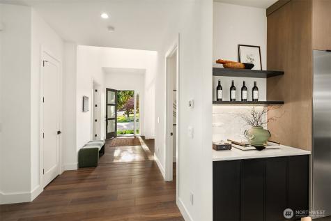 10620 NE 28th Place Bellevue WA 98004