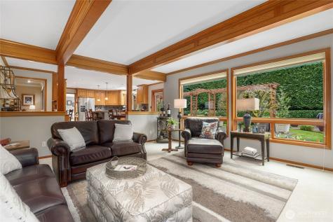 22519 SE 46th Place Redmond WA 98075