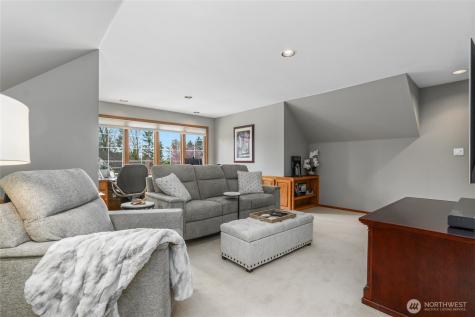 22519 SE 46th Place Redmond WA 98075