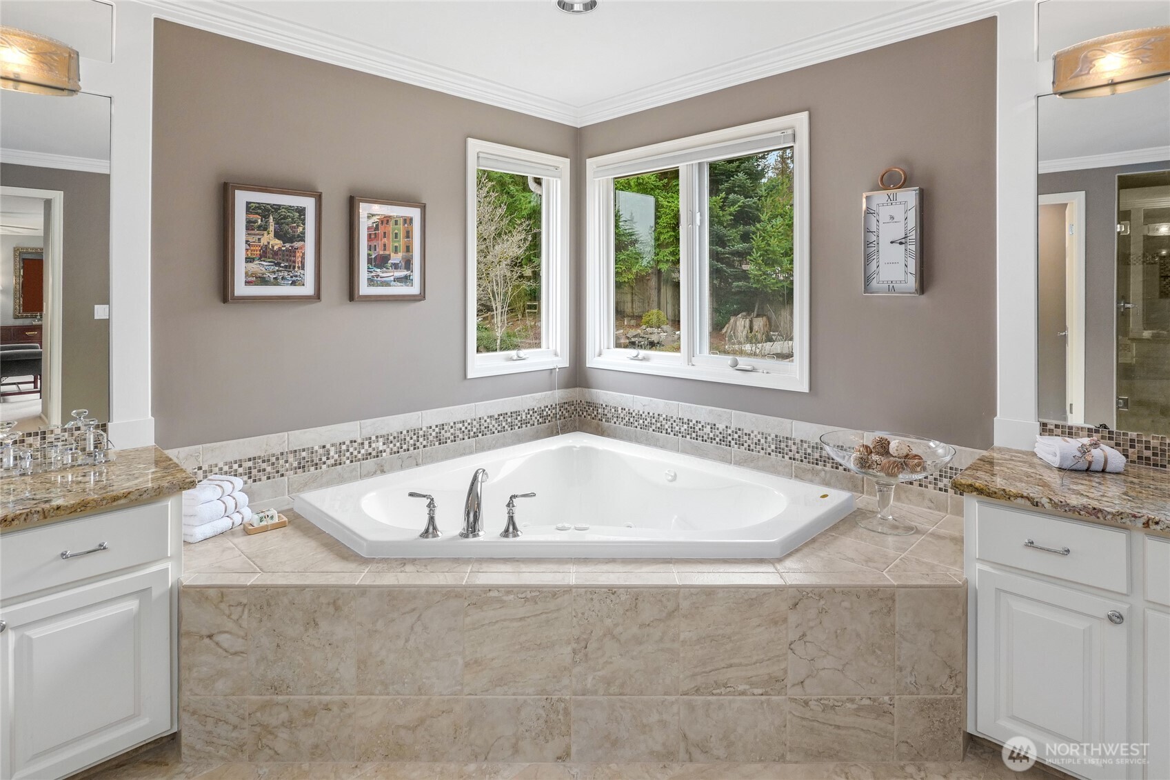 22519 SE 46th Place Sammamish WA 98075