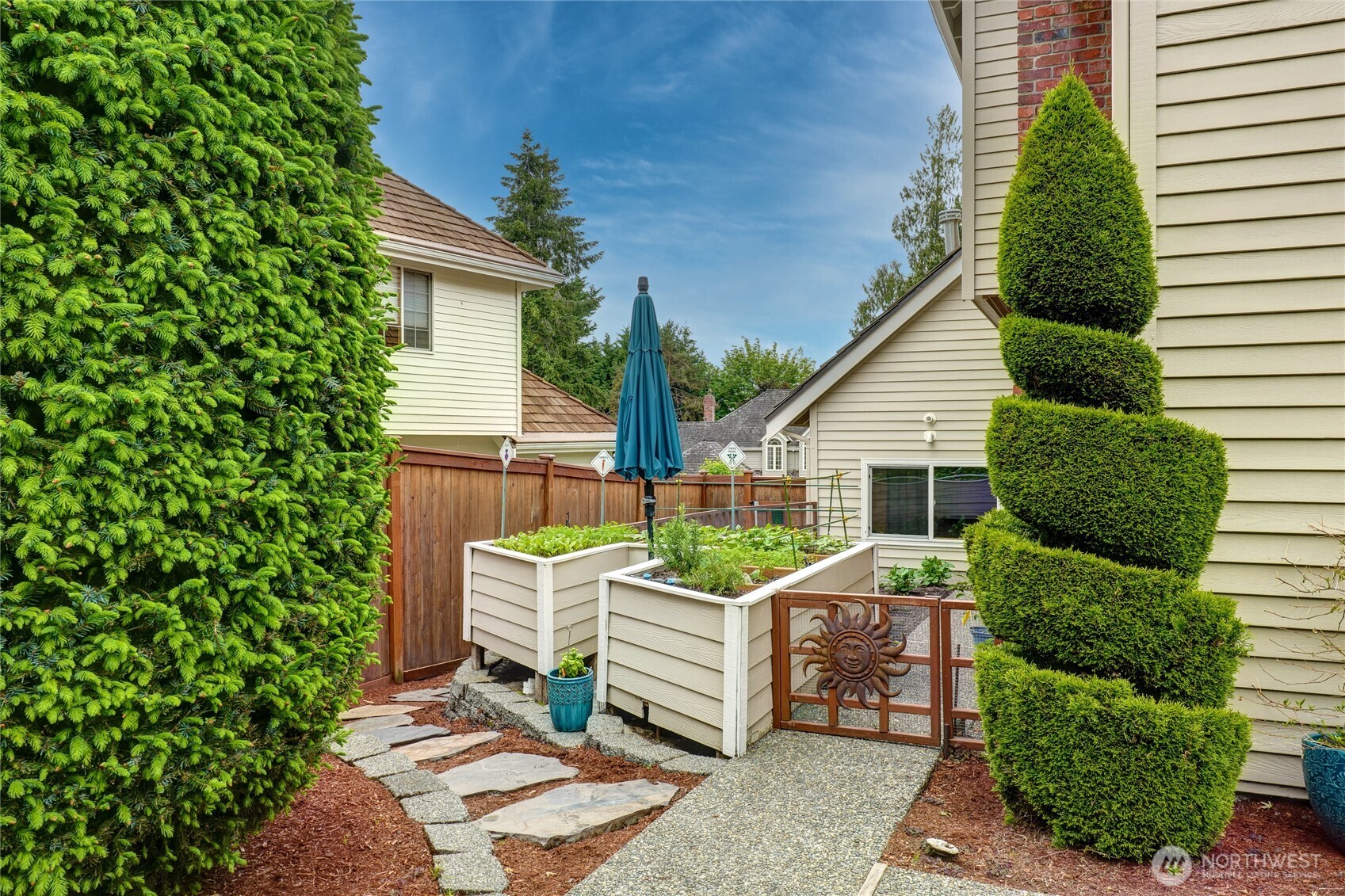 22519 SE 46th Place Sammamish WA 98075