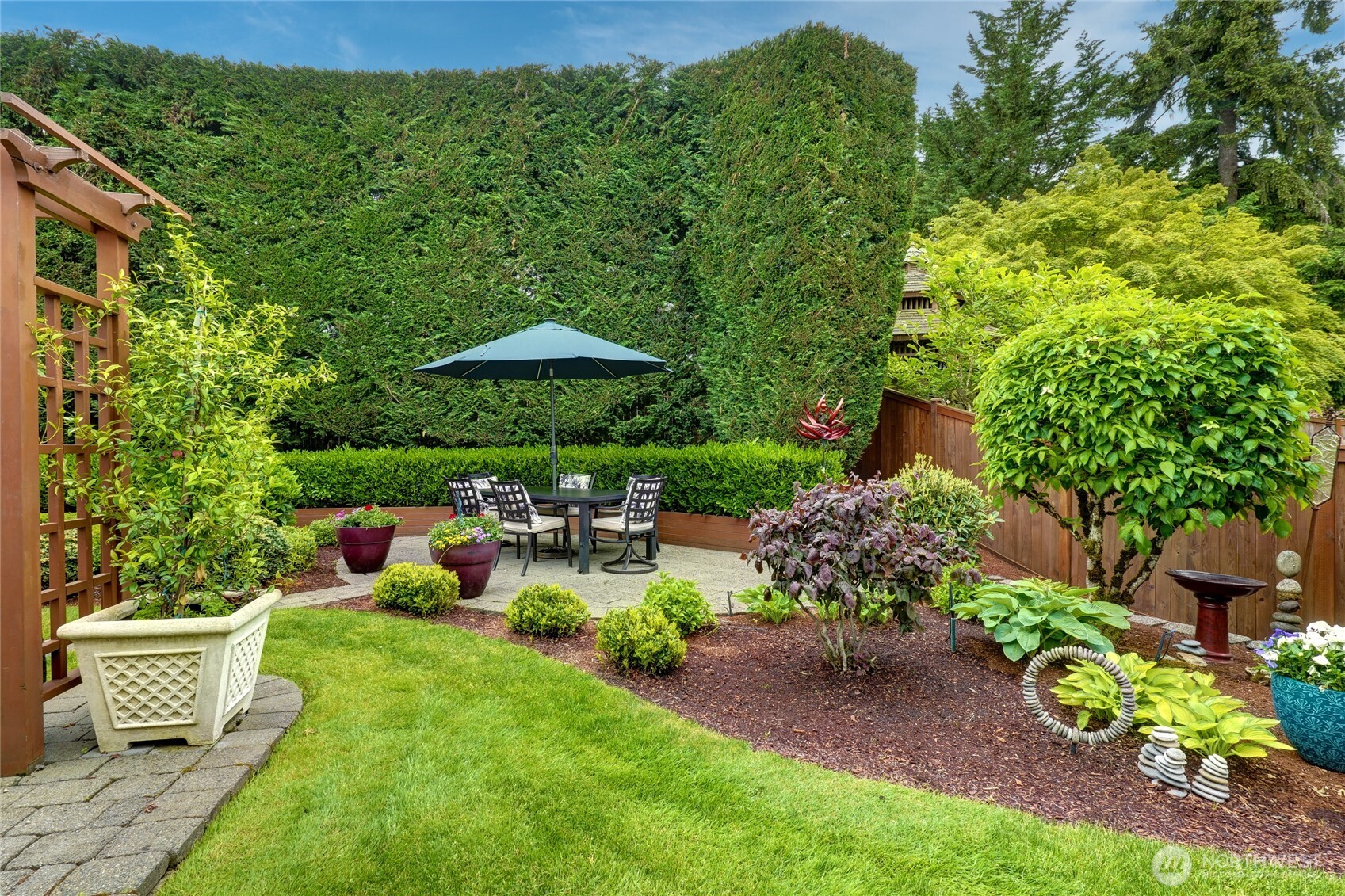 22519 SE 46th Place Sammamish WA 98075