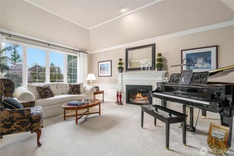 22519 SE 46th Place Redmond WA 98075