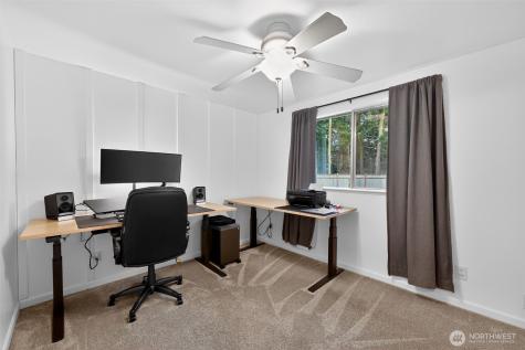 2270 Wellman Place Oak Harbor WA 98277