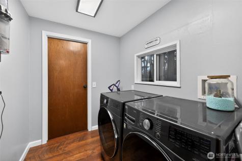 2270 Wellman Place Oak Harbor WA 98277