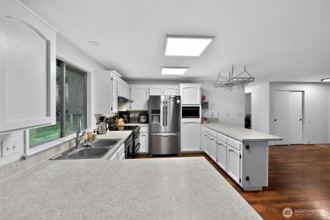 2270 Wellman Place Oak Harbor WA 98277