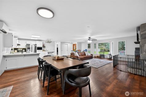 2270 Wellman Place Oak Harbor WA 98277