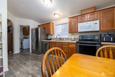 2725 E Fir Mount Vernon WA 98273
