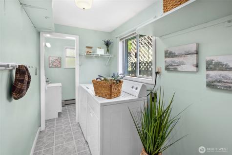 213 Alder Street Everett WA 98203