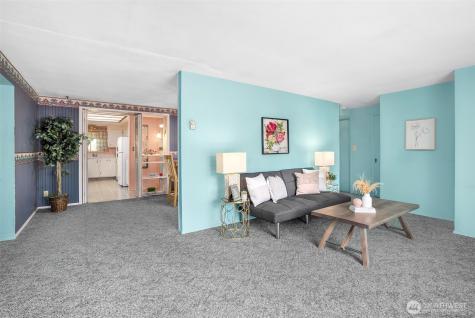 213 Alder Street Everett WA 98203