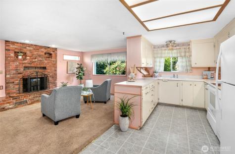 213 Alder Street Everett WA 98203