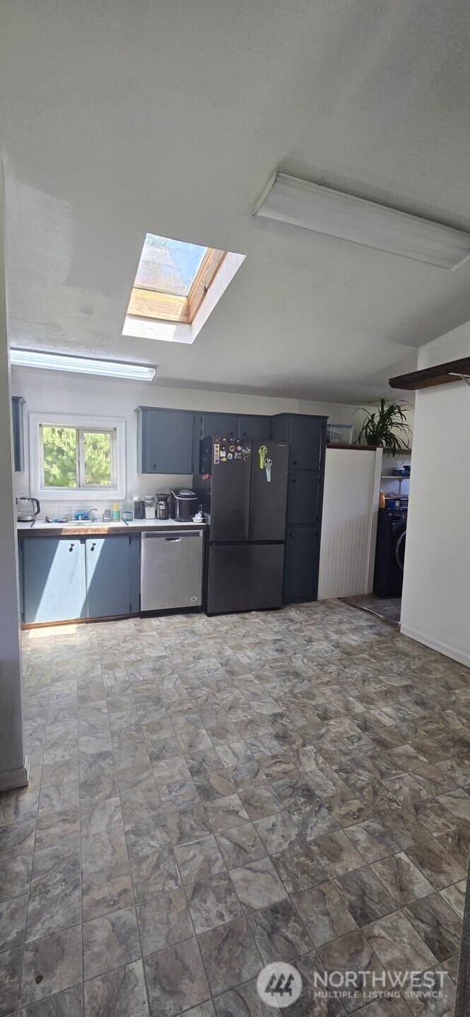123 Barton Road Rochester WA 98579