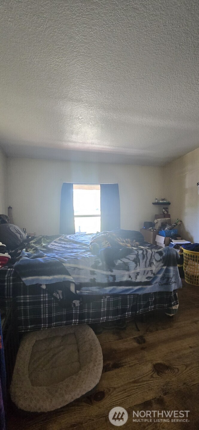 123 Barton Road Rochester WA 98579