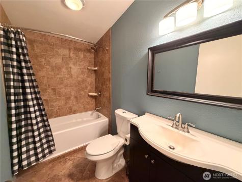 9110 218th Street Court E Graham WA 98338