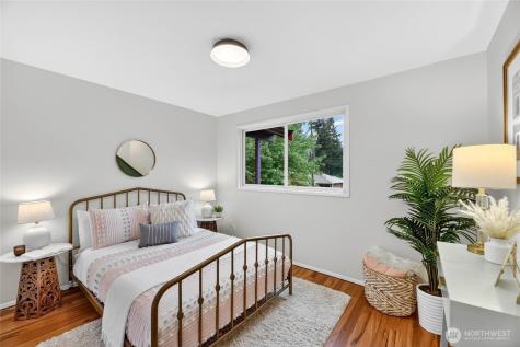 7511 43rd Avenue NE Seattle WA 98115