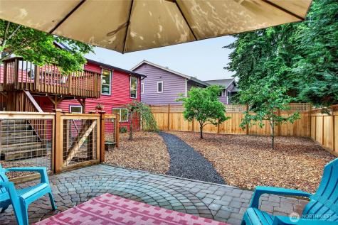 7511 43rd Avenue NE Seattle WA 98115