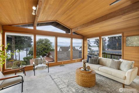 5046 NW Lakeness Road Poulsbo WA 98370