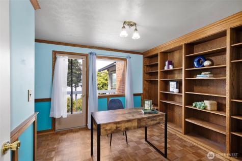 5046 NW Lakeness Road Poulsbo WA 98370