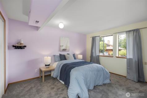 5046 NW Lakeness Road Poulsbo WA 98370