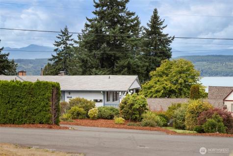 5046 NW Lakeness Road Poulsbo WA 98370