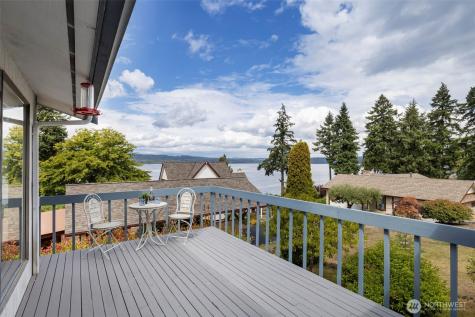 5046 NW Lakeness Road Poulsbo WA 98370