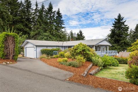 5046 NW Lakeness Road Poulsbo WA 98370