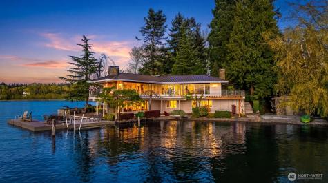2095 Rose Point Lane Kirkland WA 98033