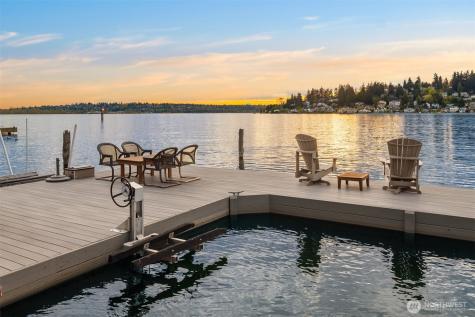 2095 Rose Point Lane Kirkland WA 98033